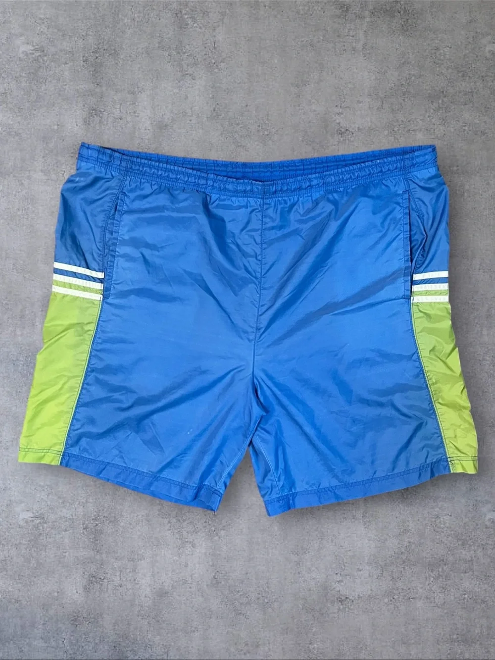 Vintage 90s / y2k adidas Blue & Green Colorblock Retro Sz L Swim Trunks